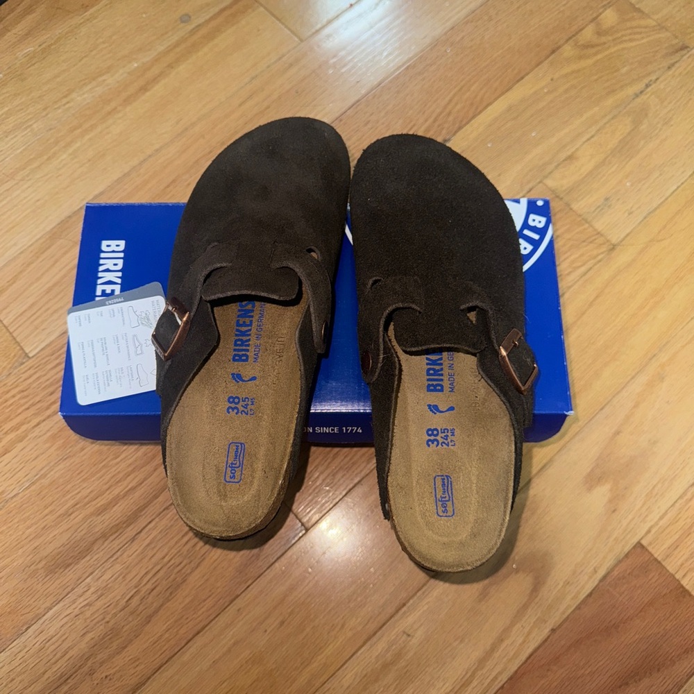 Mocha Birkenstock Clogs